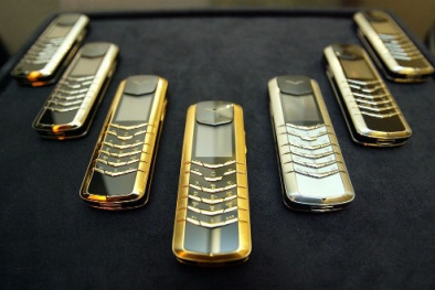 Điện thoại Vertu 'nhái' rao bán tràn lan